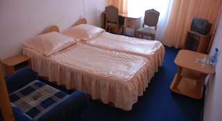 Гостиница Успенская Углич Двухместный номер с 1 кроватью или 2 отдельными кроватями-4